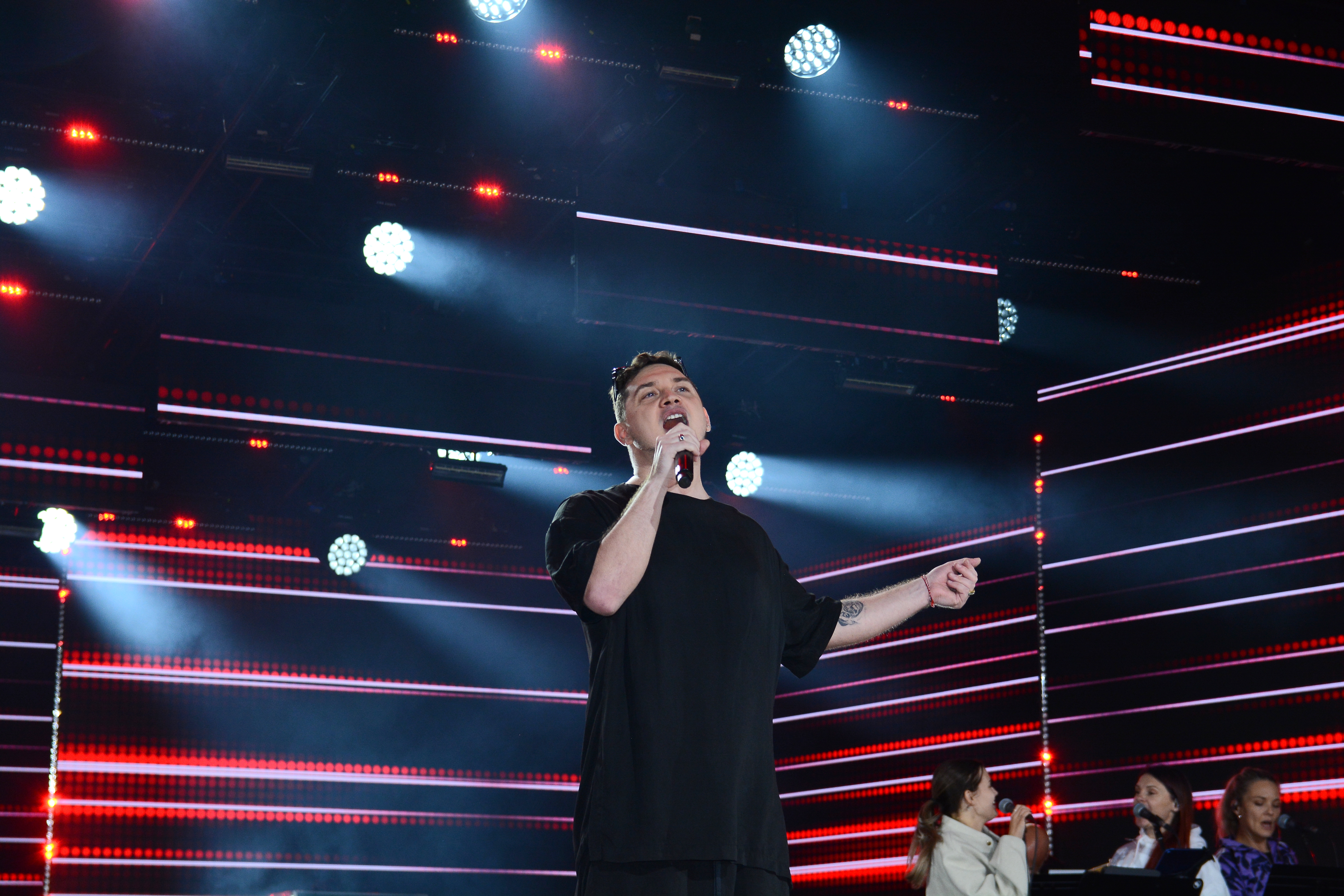 Microphone testing on stage